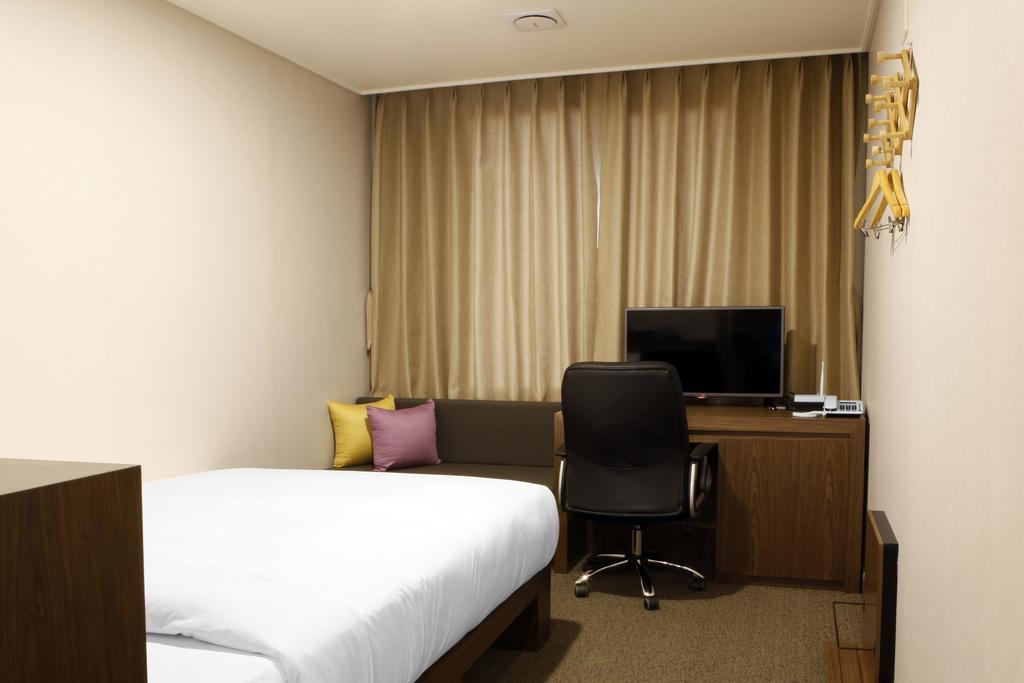Jeonju Yeonghwa Hotel Rom bilde